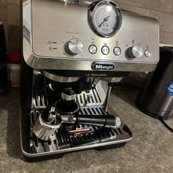 De'Longhi La Specialista Máquina de Espresso con Molinillo, Espumador de Leche, 1450W