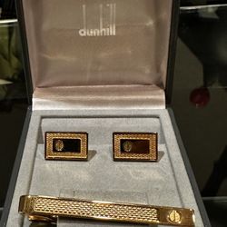 Stunning vintage gold Dunhill Cufflink and Tie Bar Set In Box