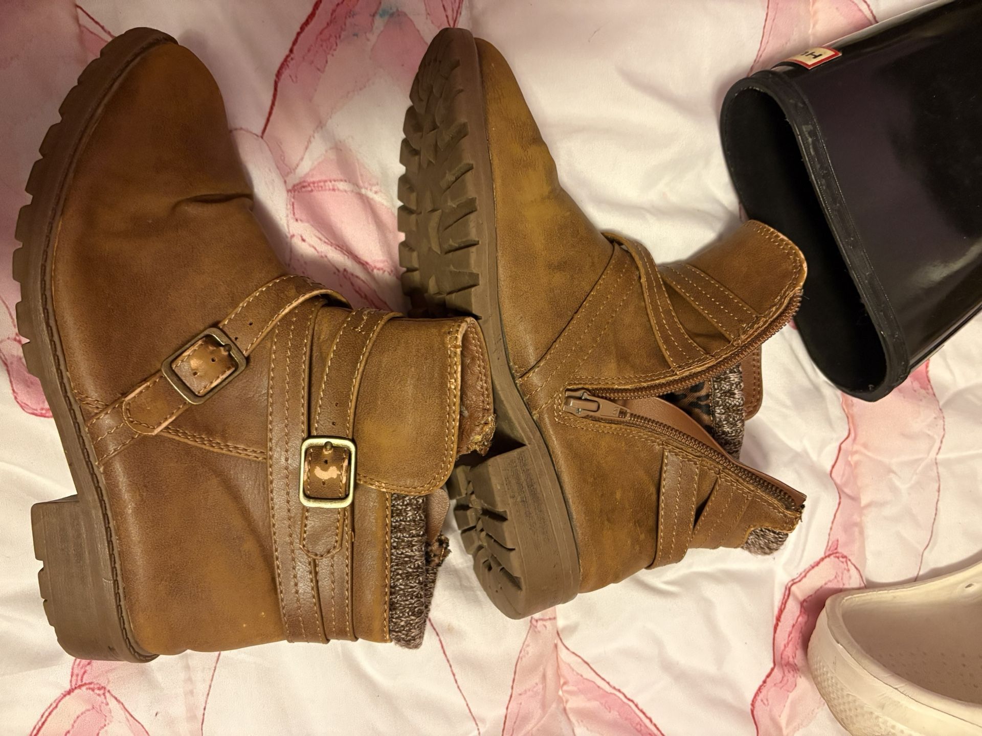 Kid Boots Sz3