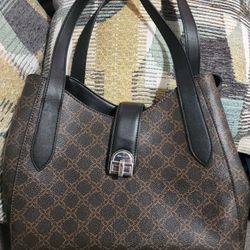Nine West Black And Brown Purse 