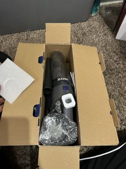 Portable vacuum