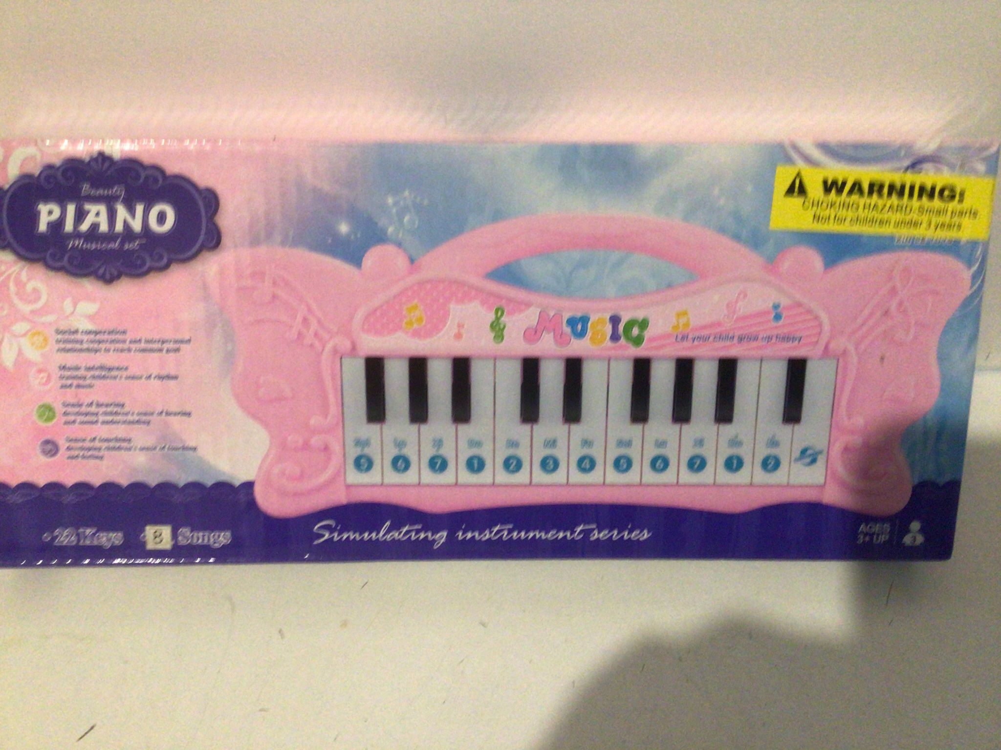 Toy Mini Piano Keyboard Plays Songs 22 Keys New In Box 