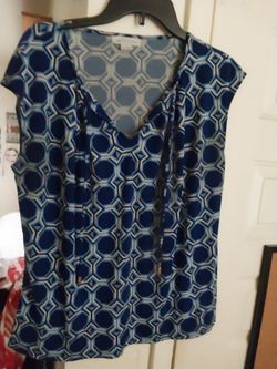 Ladies Large Sleeveless Blouse