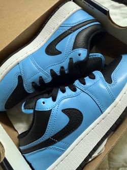 Jordan 1 low 4y