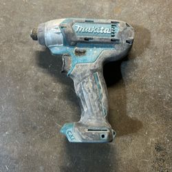 Makita 12V Impact Driver DT03 Drill With Battery & Clip