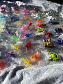 New 100 fidget toys for trick-or-treat