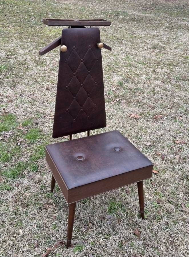 Vintage Mid Century Modern MCM Pearl Wick Valet Butler Storage Chair