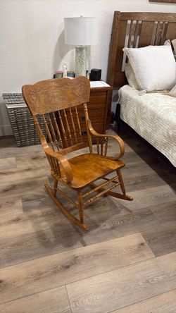 Wood Rocking Chair