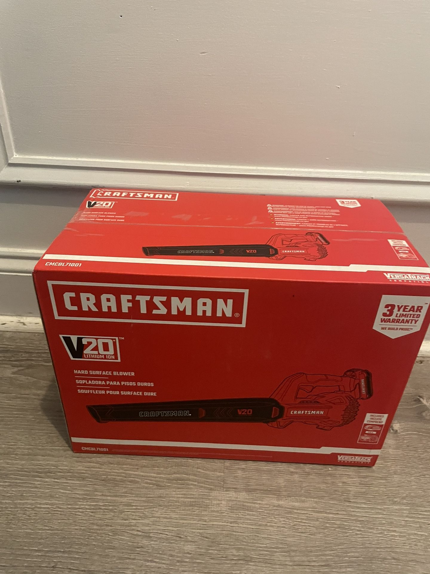 NEW in Box CRAFTSMAN 20V MAX Cordless Leaf Blower w/charger  