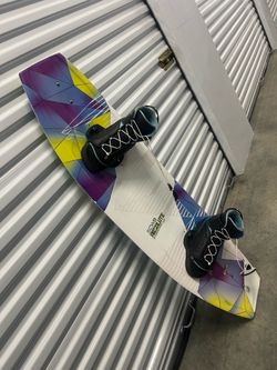 CWB Connelly  Board Co. 141 cm wakeboard absolute