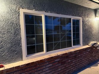 8’c4’ vinyl retrofit window
