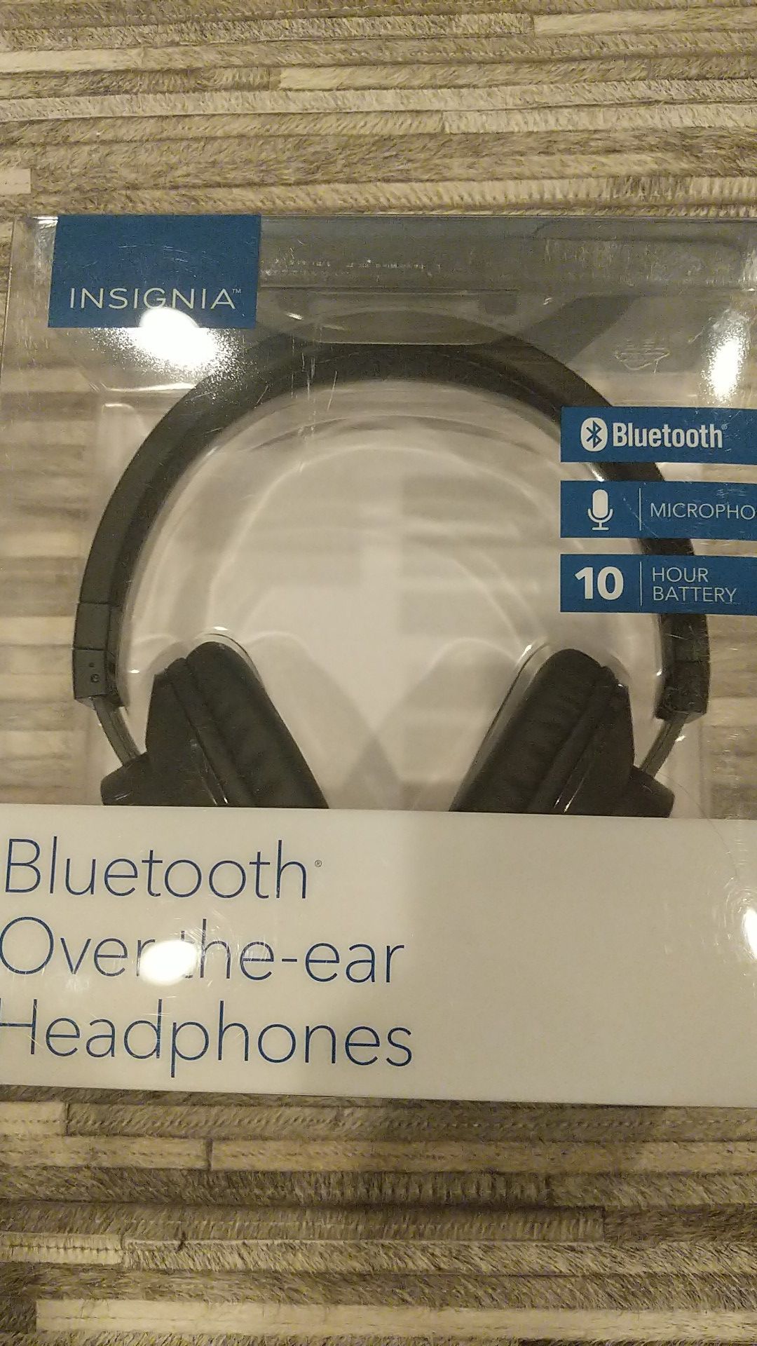 Insignia Bluetooth Wireless Over-the-ear Headphone - NEW SEALED