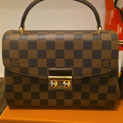 Fashion designer bag