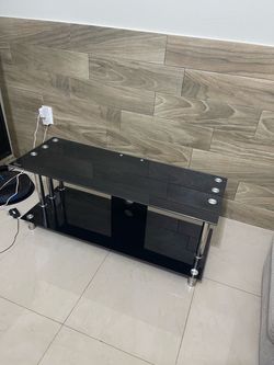 Free gratis Tv stand mesa tv read description  Lea bien la description