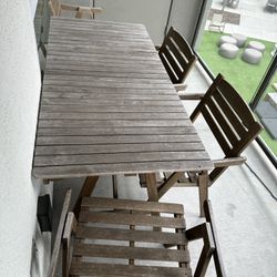 Wooden Table With 4 Chairs And Cushions 