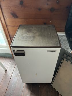 Small Refrigerator