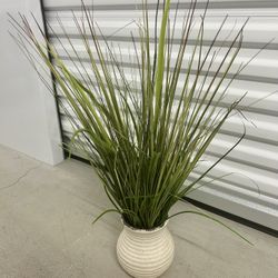 Artificial Grass Plant/Vase (2 Ft 6)