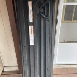 Tacoma Hard Tri-Fold Bed Cover 