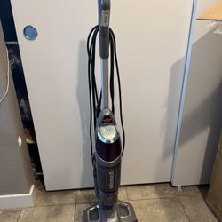 Bissell vacuum With Steam Mop