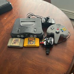 Nintendo 64 + 2 Games And Accessories