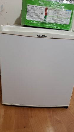 Gold star mini fridge