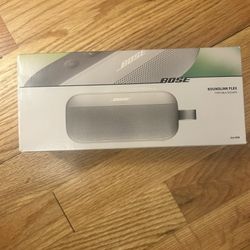 NEW Bose SoundLink Flex 2nd Gen Bluetooth Speaker – Waterproof