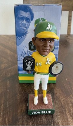 Vida blue bobble head