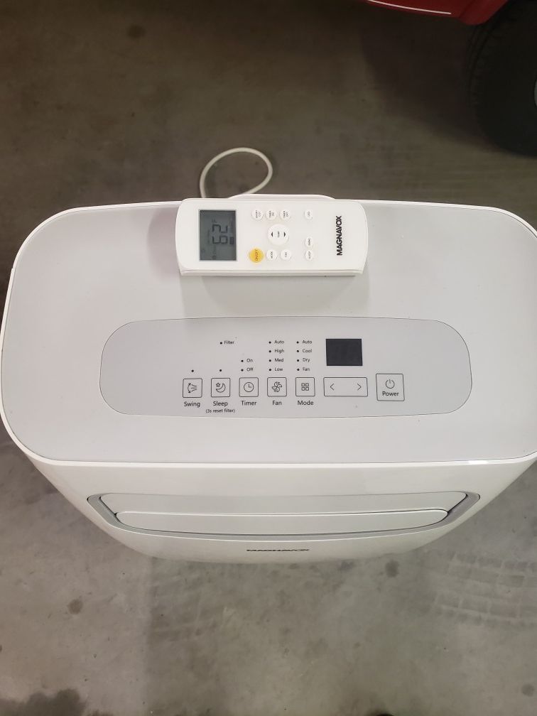 Very cold! Magnavox 14,000 BTU Air Conditioner/Dehumidifier