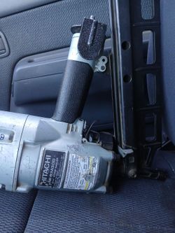 hitachi nail gun