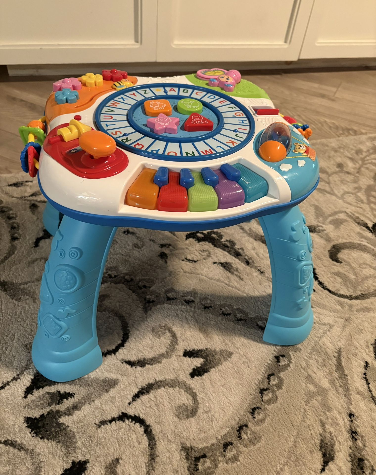 Floor -to-Stand Baby Play Table
