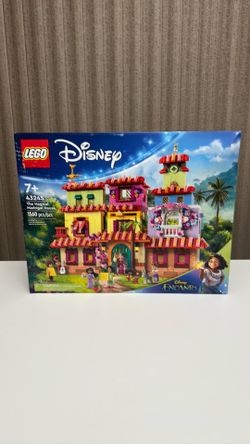 Lego Disney Encanto set - NEW - $65 obo