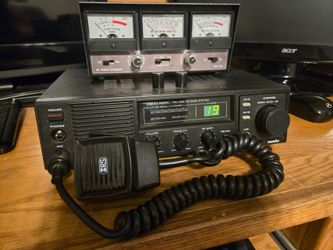Realistic TRC492 CB WITH ECHO AND REVERB