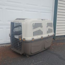 Dog travel crate (large)