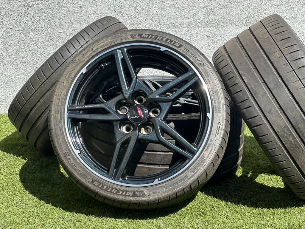 20” Chevrolet Corvette Wheels 5x120 rims ZR1 Stingray Staggered Z51 C8 Michelin Tires