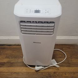 Black and decker portable air conditioner and heater w remote window kit  for Sale in Pearland, TX - OfferUp