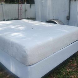 Queen Bed With Boxspring Frame Free Delivery 