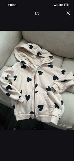 H&M girls zipper hoodie size 5-6T