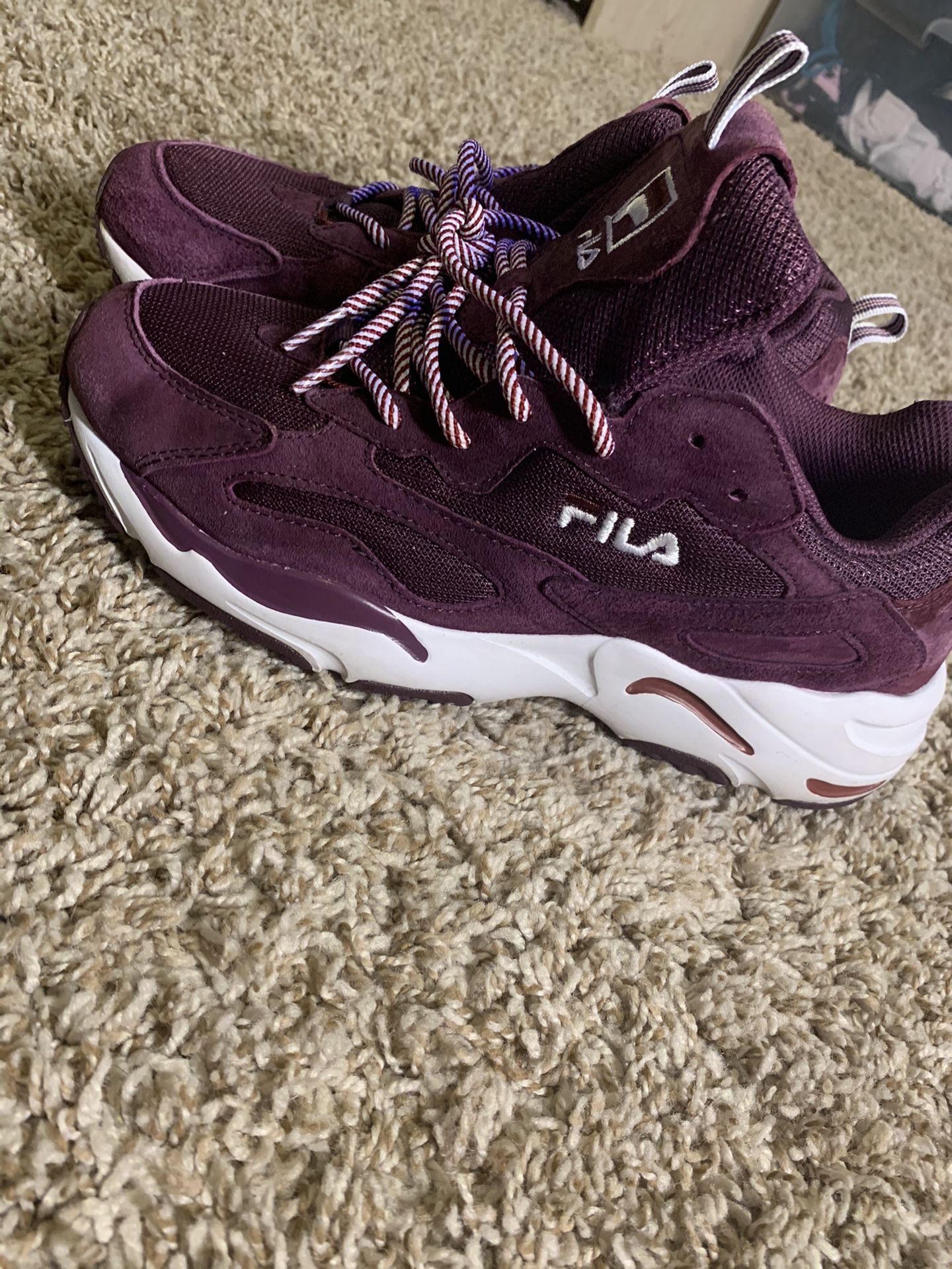 Size 10 Purple suede FILA