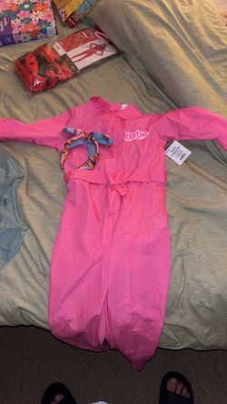Girls 6-7 Clothes & Puzzles