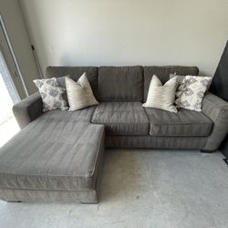 Free Delivery Sectional Sofa Couch ( Reversable )