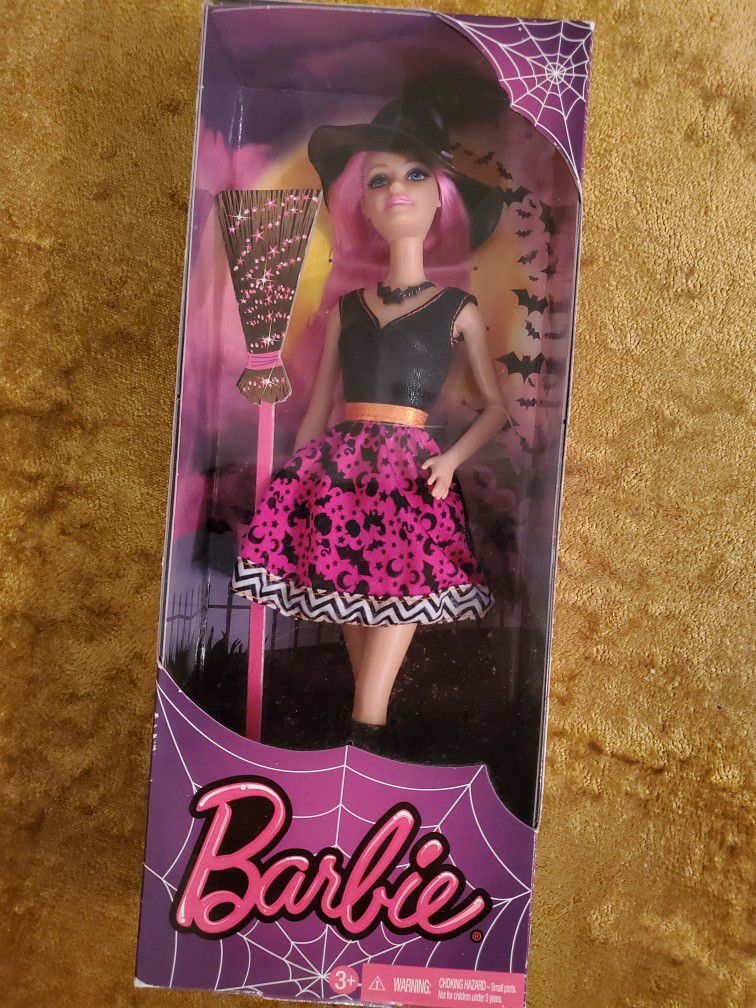 Barbie Halloween Doll 2014  CCP44