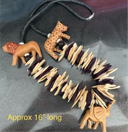 Vintage Artesian Wood necklace