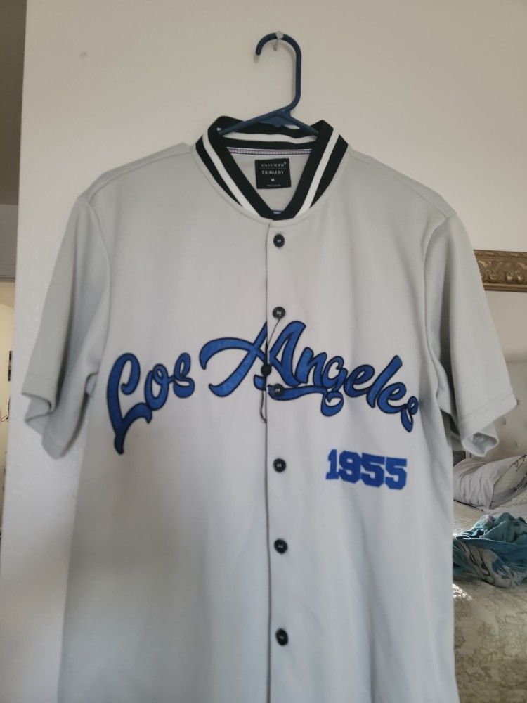 👕