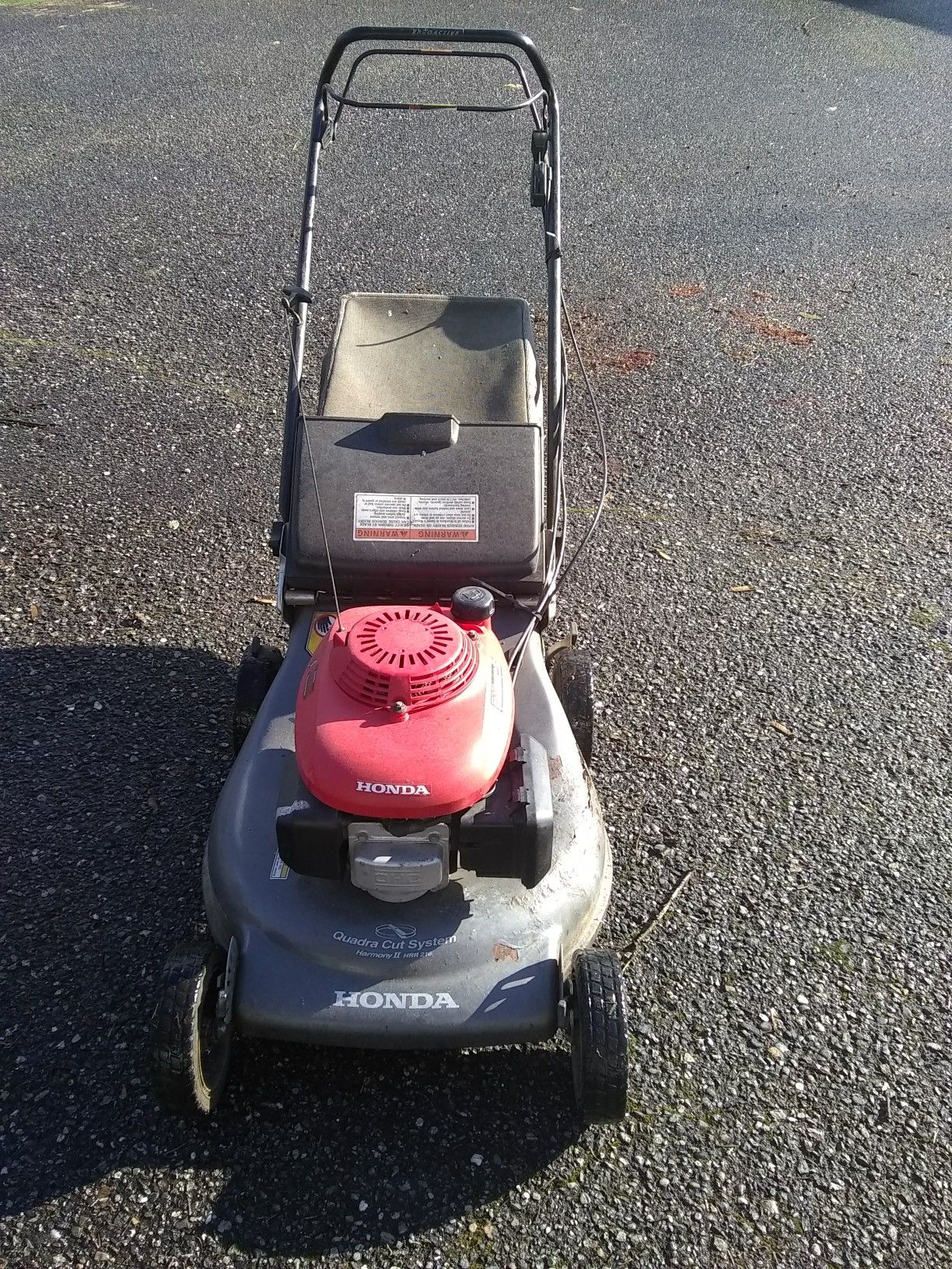 Honda Harmony 2 HRR 216 Lawn Mower for Sale in Arlington, WA - OfferUp