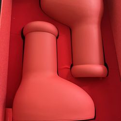 Big Red Boots Size 7 New