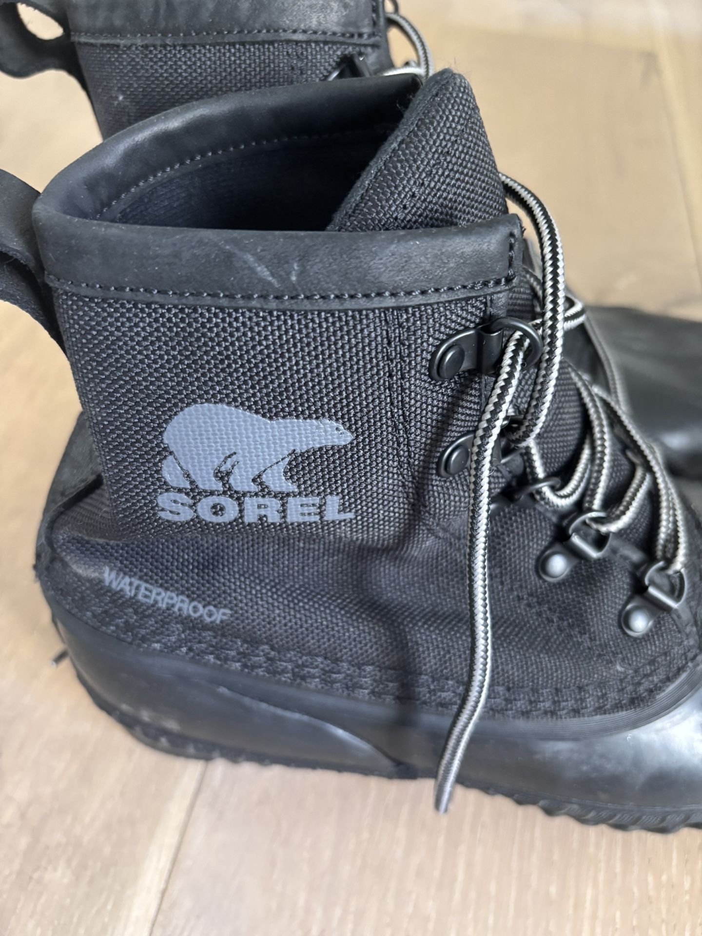 Sorel Waterproof Duck Boots size 7.5