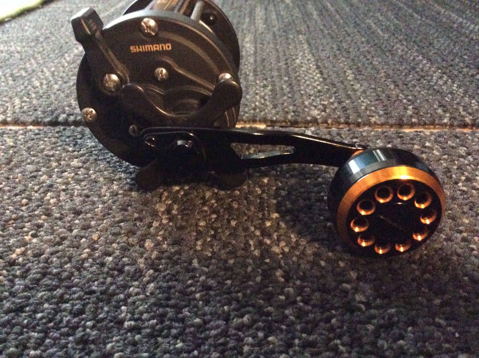 Shimano TR 200G Deep sea casting Reel with Custom Power Handle... Brand New