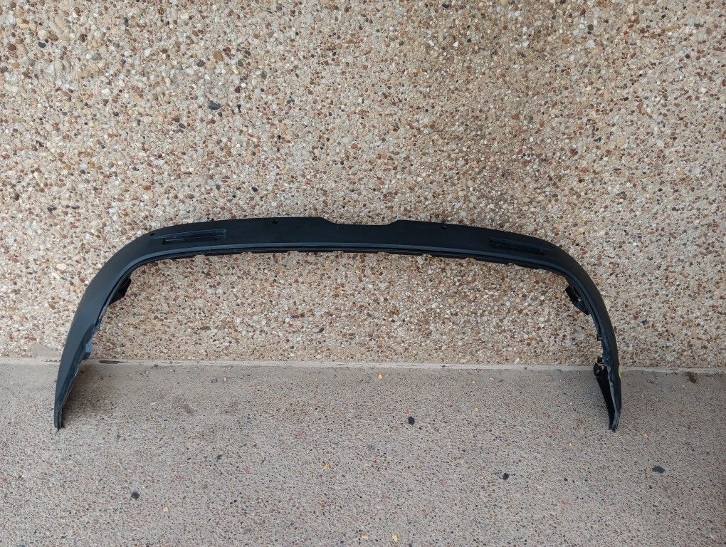 2017-22 GMC Acadia Back Valance W/Sensor 