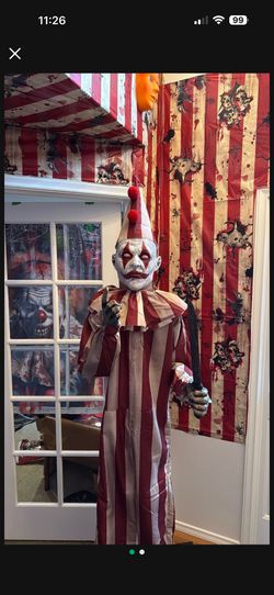 6 Ft 9 In Silent and Deadly Clown Animatronic