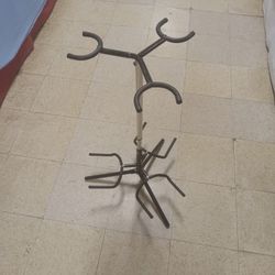 Guitar Stand Holder For 3 Guitars!